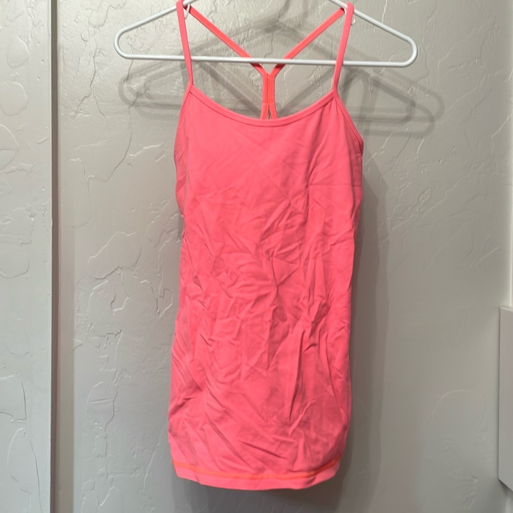 Lululemon tank